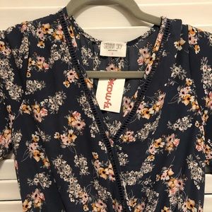 NWT Sienna Sky Floral Dress